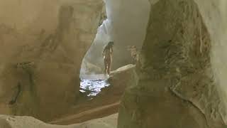 Download lagu Paradise (1982) Phoebe Cates- only the good parts mp3