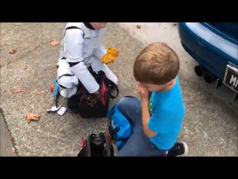 A Stormtrooper Has Moved In! {Daily Vlog} 9-26-16 to 9-27-16