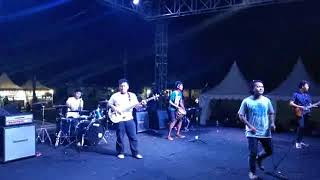 Download lagu Shaggy dog - di tatto ( COVER RASTA VILLAGE ) live in subangexpo2018 mp3 Download lagu Shaggy dog - di tatto ( COVER RASTA VILLAGE ) live in subangexpo2018 mp3