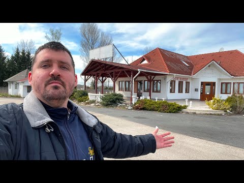 Elhagyatva: Panzió az út mellett