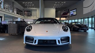 Download the video "Highlighting Porsche Exclusive Manufaktur | 2026 Porsche 911 Carrera | "