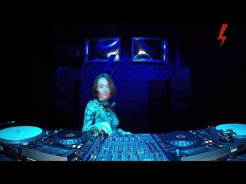 The Blue Oyster: Anna Borsuk / 04.11 / 19 - 20