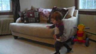 Betsy Finds the Christmas Spirit