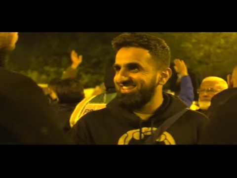 Volunteers took part in the biggest ever convoy to transport ambulances from the UK to Syria p0511lj