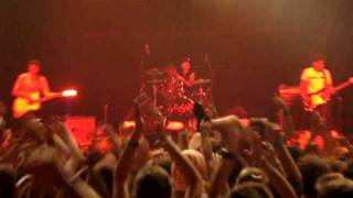 Gossip - 8th Wonder (@Optimus Alive 2010)