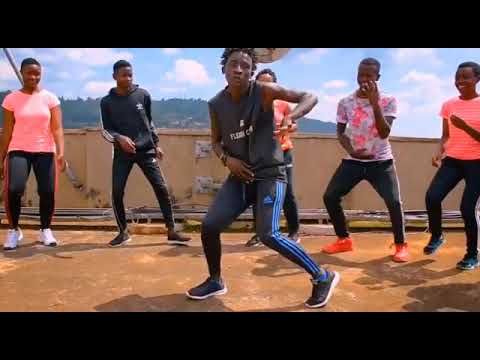 Perepere challenge Kamtu Fulani featuring flexin dance crew