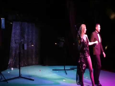 Crossbow Tom & Jenny, James Bond Theme