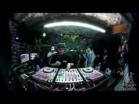 IN THE DUNGEON W HERSHE