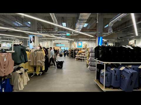 Shopping in Italy 🇮🇹 | CRAZY Prices at the Largest Open-Air Mall! 🛍️ | Too Dream 4K Ultra HD