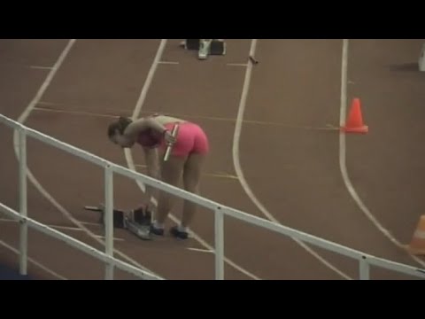 Girls in 4x200m relay (heat 2) - Batkins Cup