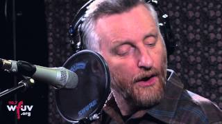 Billy Bragg -  &quot;Handyman Blues&quot; (Live at WFUV)