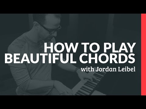How To Play Beautiful Chords - Piano Lessons (Pianote)