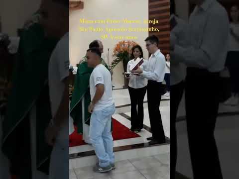 Missa celebrada pelo Pd. Marcos. Igreja São Paulo Apóstolo Sertãozinho, SP. A sete anos