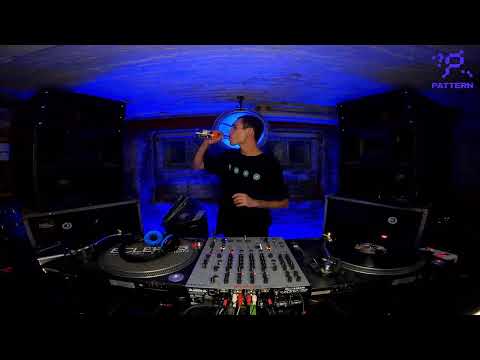 PATTERN:  Dark-307 - 01.08.22 - 7 P.M