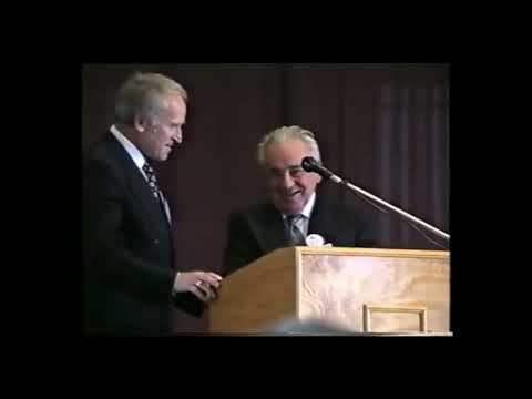 LZN 50 LAT  spotkanie  w auli szkolnej  1996