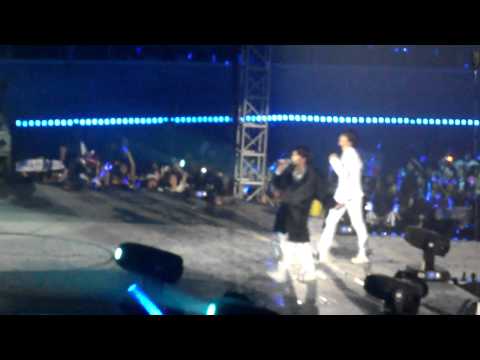 [SS3 Manila] Shindong and Donghae's Fake Abs