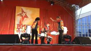 preview picture of video 'барабанное шоу Пляска Седьмого Неба в Белореченске'