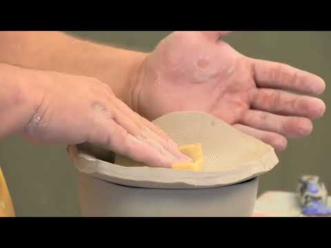 How to Make a Tightly Fitting Lid for a Squared Off Wheel Thrown Jar | BILL WILKEY