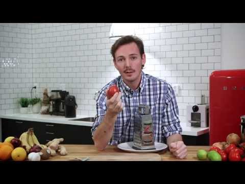 Så skalar du en tomat utan att koka den först