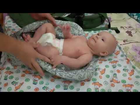 Как надевать (использовать) эргорюкзак Ergobaby+вкладыш для новорожденного