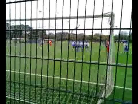 Nikos scoort voor Fc Utrecht C1 tegen Elinkwijk C1