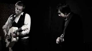 Chris Trapper (The Push Stars) &quot;Silvertown&#39; with Guillermo Izquierdo