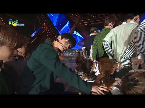 171015 Wanna One – Energetic at KMF 2017