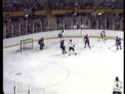 Brian Spinner Spencer goal Buffalo Sabres Soviet Wings January 4, 1976