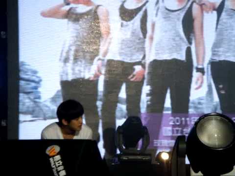 111119 U-KISS Fan Meeting in Taiwan- Sit-ups Contest