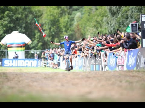 Val di Sole 2021 / Juri Zanotti vince l'argento. L'azzurro festeggia sul podio dei Mondiali di Mtb