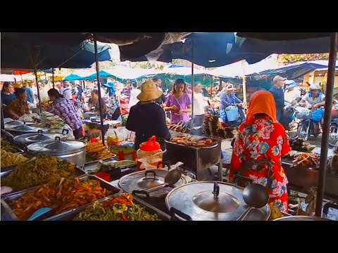 Phnom Penh Street Food - Ready Foods At Boeung Trabaek Market - Cheap And Safe To Eat