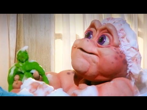 Bebé Sinclair Juega Con Un Cavernicola SERIE DINOSAURIOS  CAPITULO COMPLETO