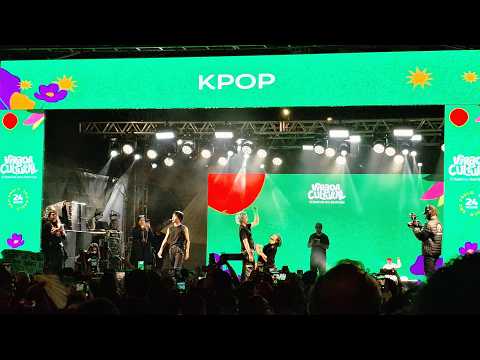 Show do grupo de K-Pop 1Verse, na Virada Cultural de São Paulo 2026