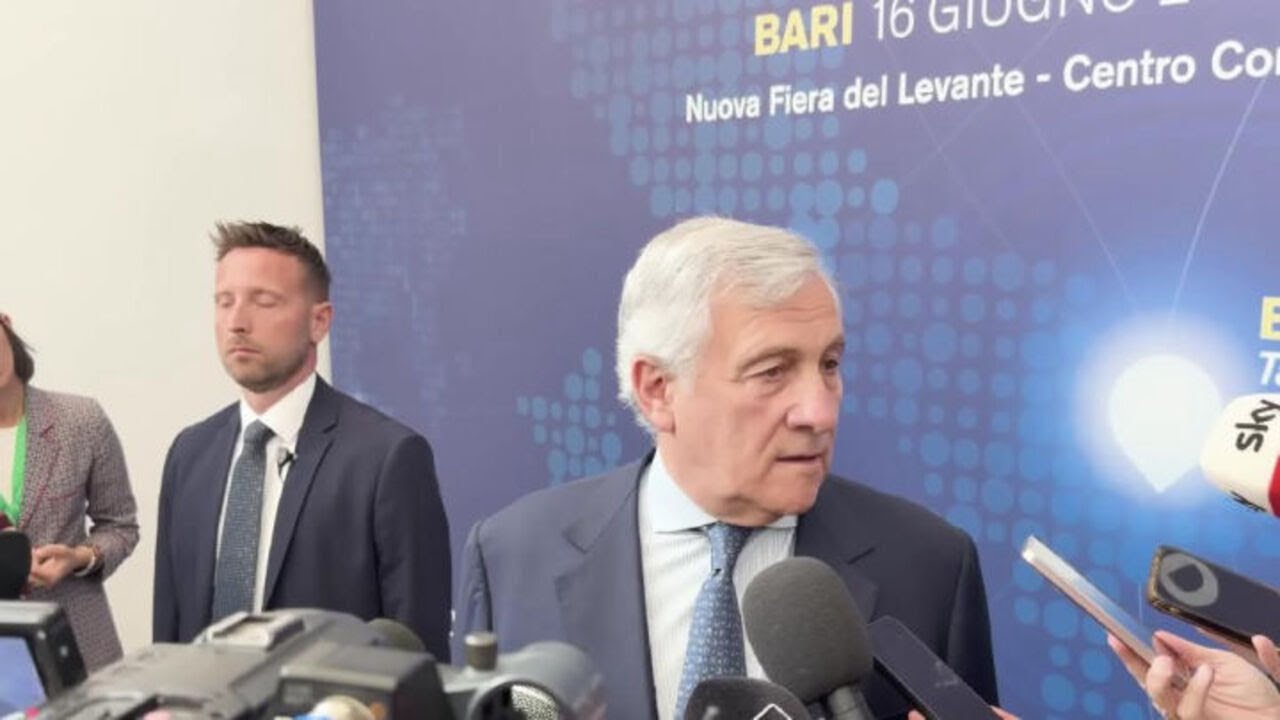 Adesione Ucraina all'Ue, Tajani: Aperto primo capitolo, ma non dimentichiamo i Balcani
