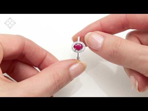 UT42 TY - Ruby 7 x 5mm And Diamond 18K White Gold Ring