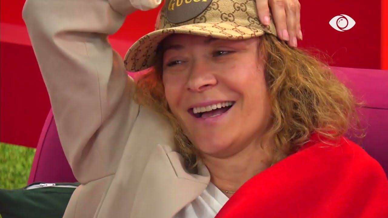 Natë e qetë në shtëpi/ Banorët dëgjojnë të emocionuar Wind Of Change