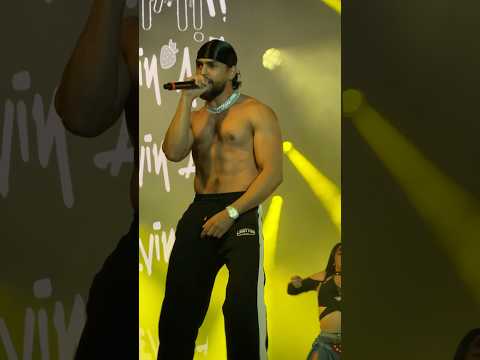 como ronaldinho estilo brasileño ft. Kevin AMF & Tiagz en Tijuana 🖤🇲🇽 #kevinamf #tiagz #shorts