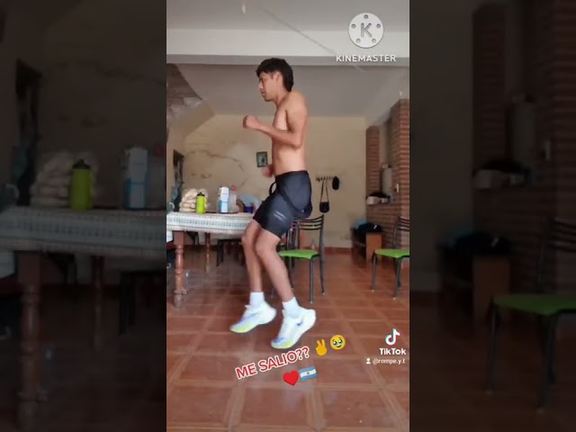 Vídeo relacionado con thecostumebase Pantalón Corto Rocky Balboa Apollo (M)
