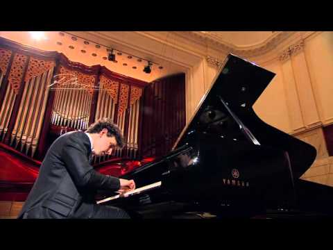 Video thumbnail for Étude in F minor: Op. 25, No. 2 “The Bees”