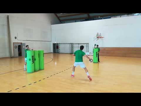 Peripheral Vision Training  for Handball Players - Decision Exercise with Active Defense (Angle 2)