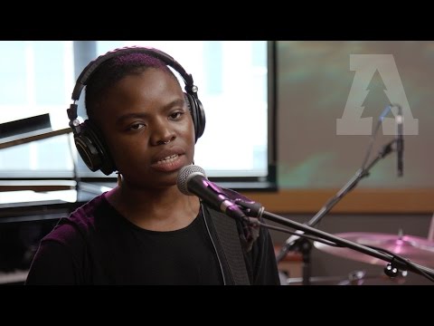 Video thumbnail for Cleaning House - Audiotree Live Version