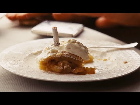 The Strudel Scene in Inglourious Basterds 2009