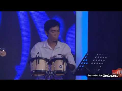 Bùi Anh Tuấn hát live "Hoang mang"..!!!