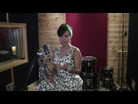 Elisete accompanied by Ron Laor - O canto de Ossanha