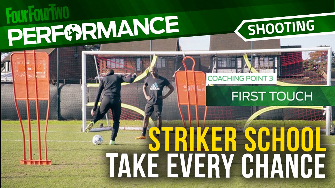 How to score more goals | Superior Striker | Pro striker tips - YouTube
