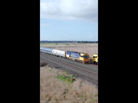 Drone Chases "The Overland" Passenger Train Crossing A Container Train (29/7/2022) - PoathTV