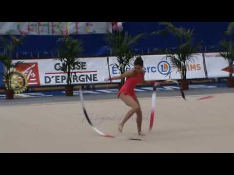 Laurianne MARCHANDIN ruban - 2014 Gala de charité Reims 16 février