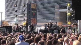 Bon Jovi performs new single 'We Weren't Born to Follow'