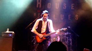 Paul Gilbert - Enemies In Jail (Live)