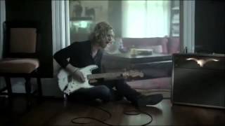 Casey James - Crying On A Suitcase Chipmunk version